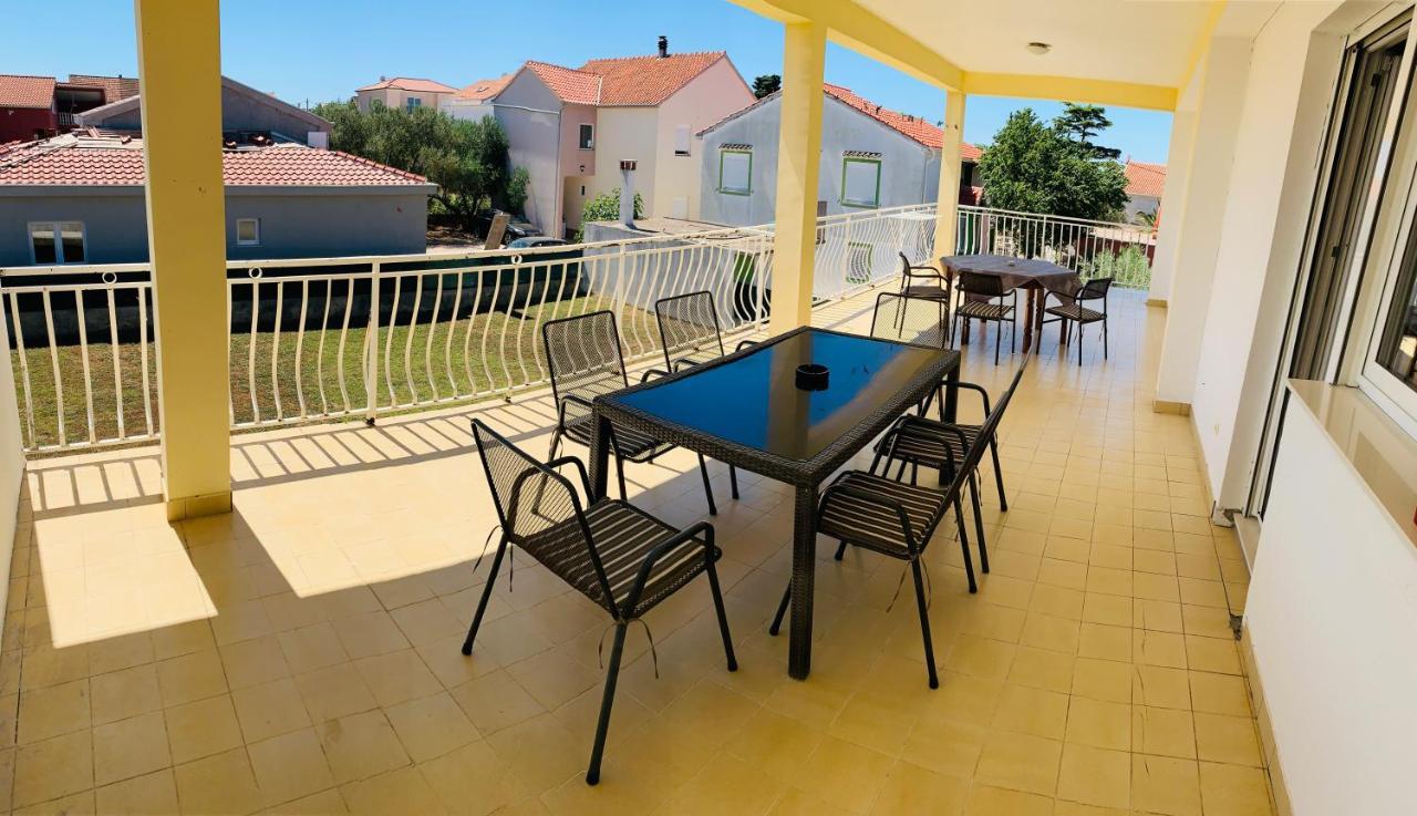 Bibinje Comfort & Style Apartment 1St Floor Exterior photo